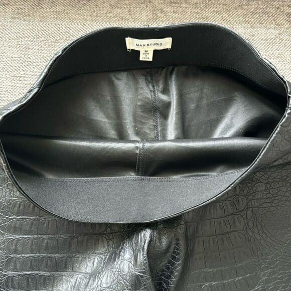 Max Studio Black Faux Leather Croc Embossed Print Skinny Pants Women’s Size M - Picture 11 of 13